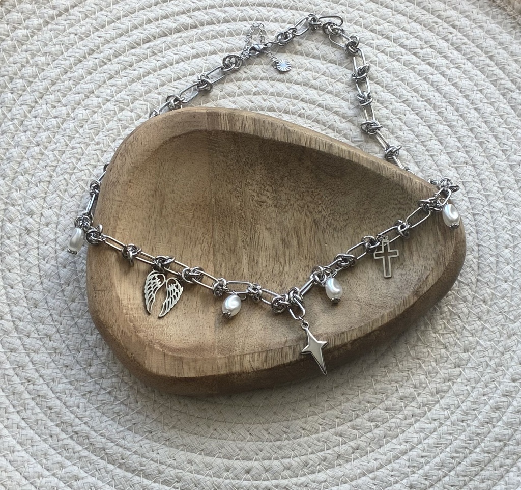 collier ange.jpg