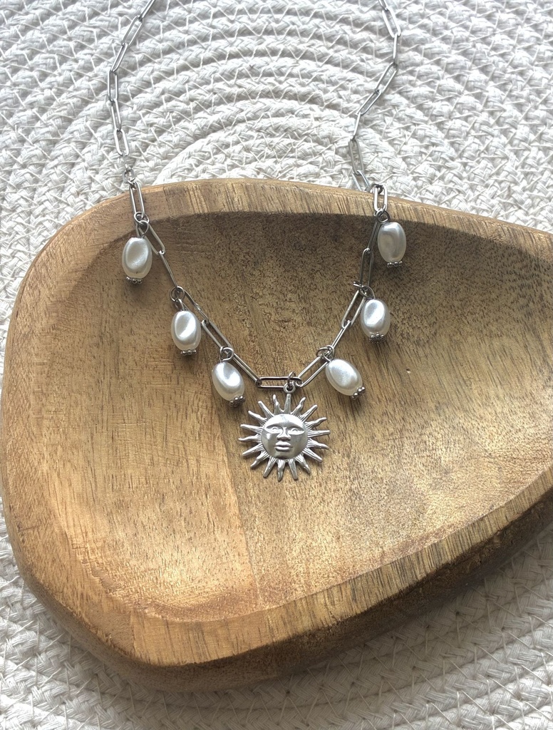 collier lumineux.jpg