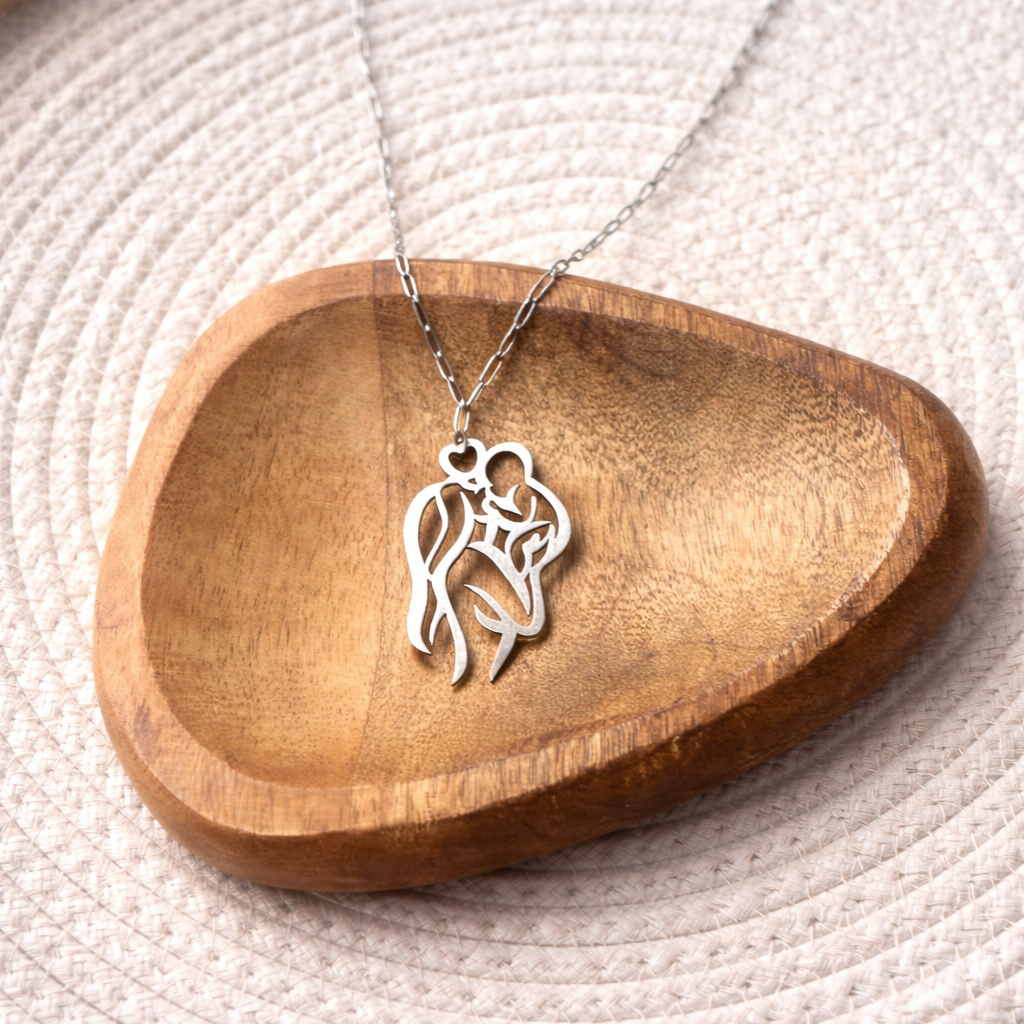 collier maman argent.png
