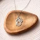 collier maman argent.png