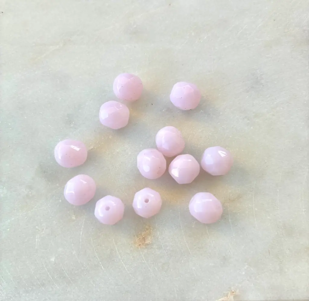 Perle Rose à Facette