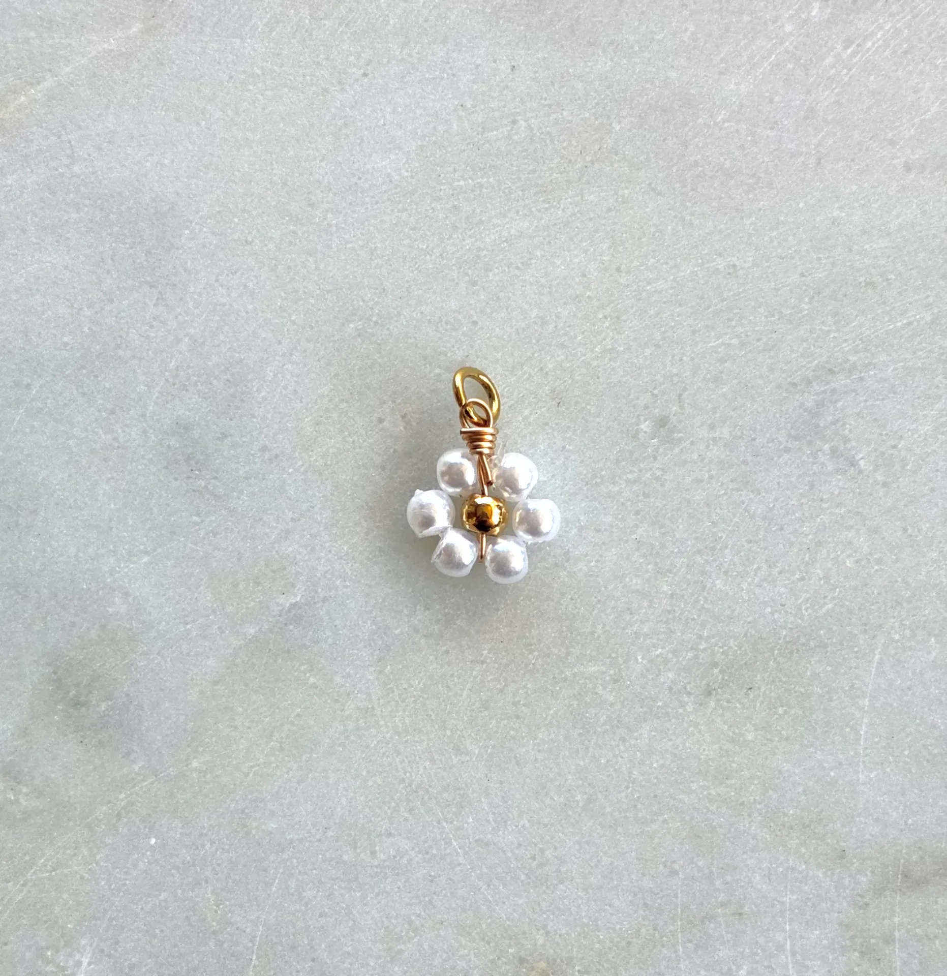 Fleurs nacré